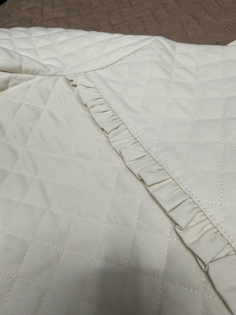 Avec Les Filles Cream Quilted Ruffle-Trim Jacket - Picture 8 of 9